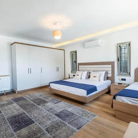Luxury With Private Pool In Βίλα
