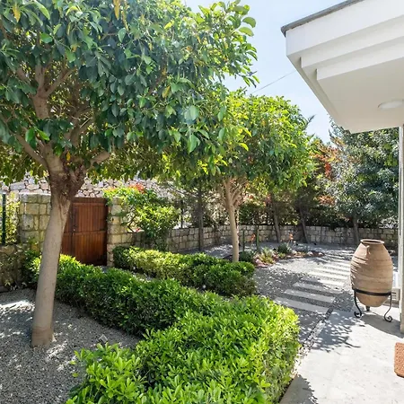 Luxury With Private Pool In *