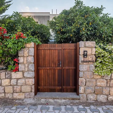 Luxury With Private Pool In Βίλα Αλικαρνασσός