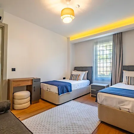 Luxury With Private Pool In Αλικαρνασσός